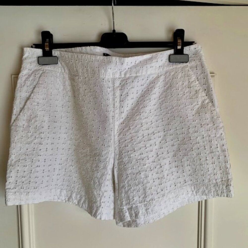 White lace shorts